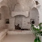 Trullo Tipota With Private Pool וילה צ'לייה מספיקה