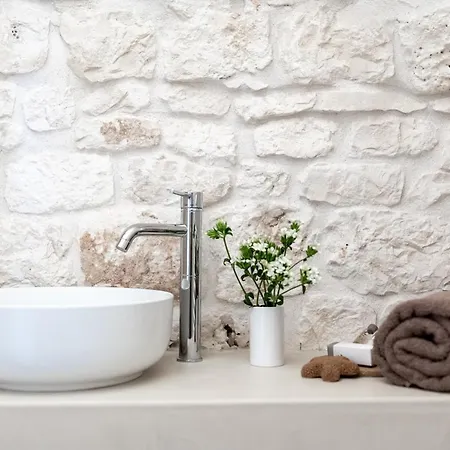 Trullo Tipota With Private Pool 세글리에 메사피카