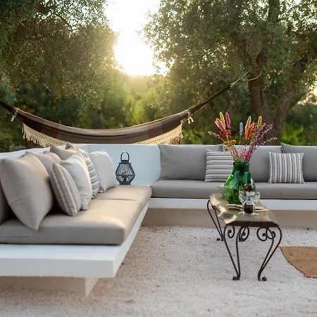 빌라 Trullo Tipota With Private Pool 세글리에 메사피카