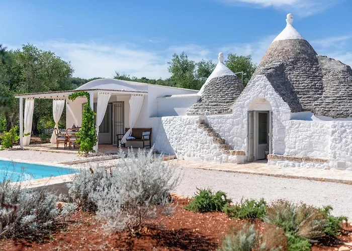 Trullo Tipota With Private Pool וילה *