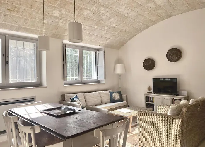 Trullo Tipota With Private Pool * צ'לייה מספיקה